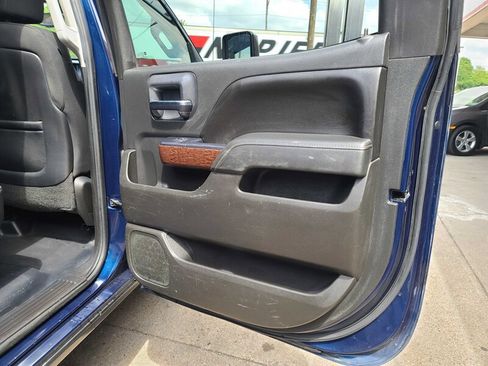 Used 2015 GMC Sierra 2500 SLE image 16