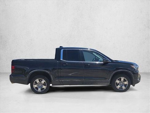 Used 2025 Honda Ridgeline RTL image 4