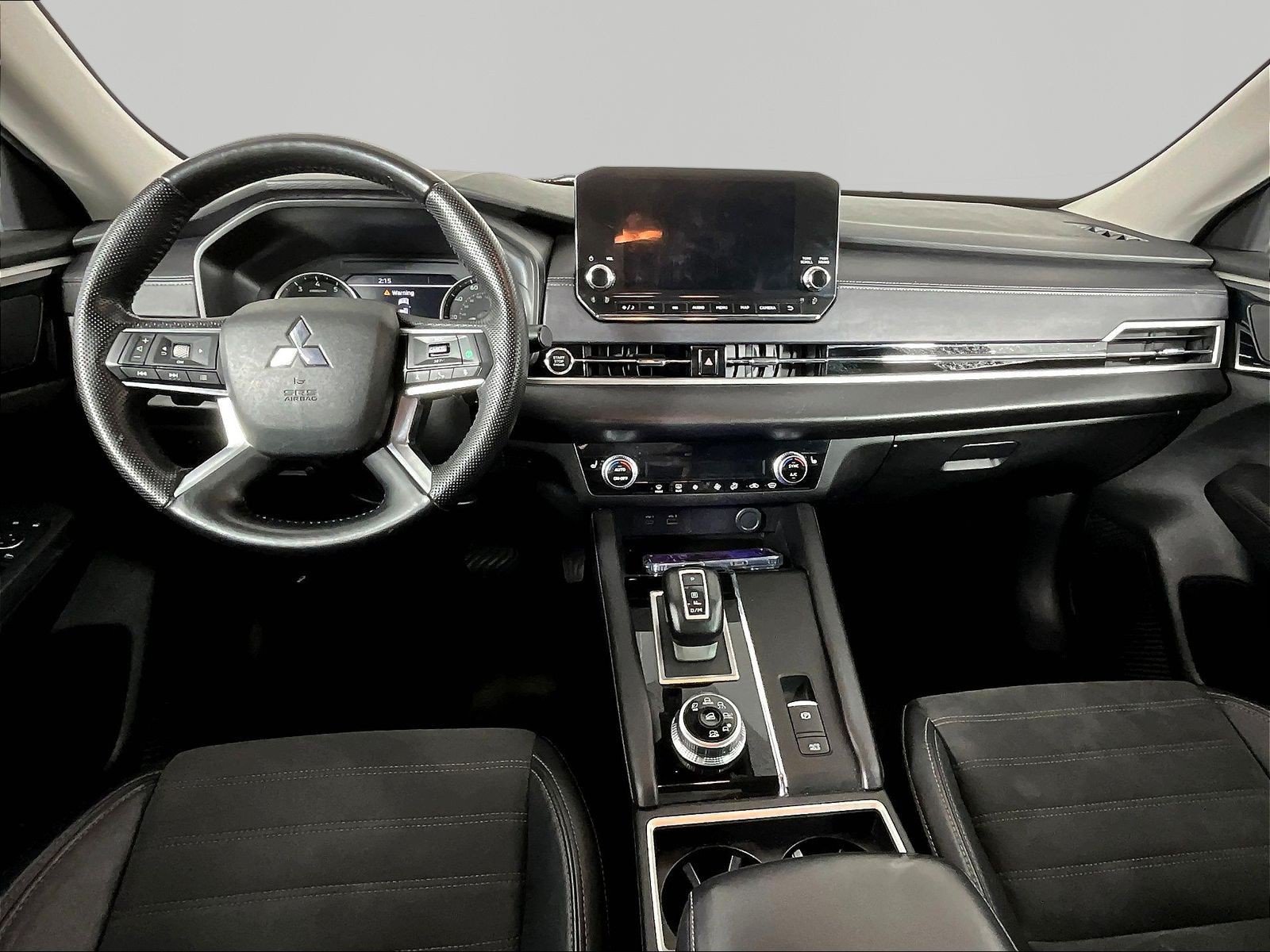 Used 2023 Mitsubishi Outlander SE AWD/4WD image 7