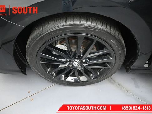 Used 2024 Toyota Camry XSE FWD image 33