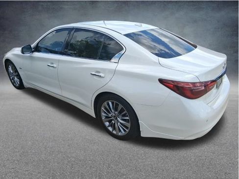 Used 2019 INFINITI Q50 Luxe w/ Essential Package (3.0T Luxe) RWD image 7