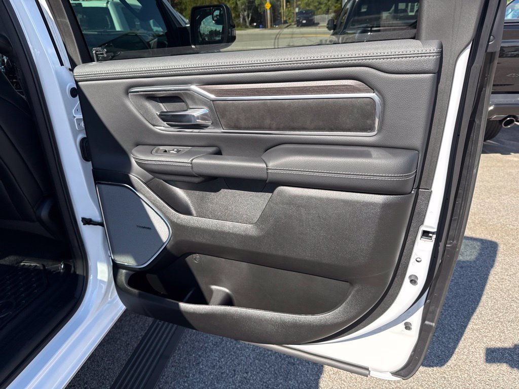 New 2027 RAM 1500 Laramie AWD/4WD image 27