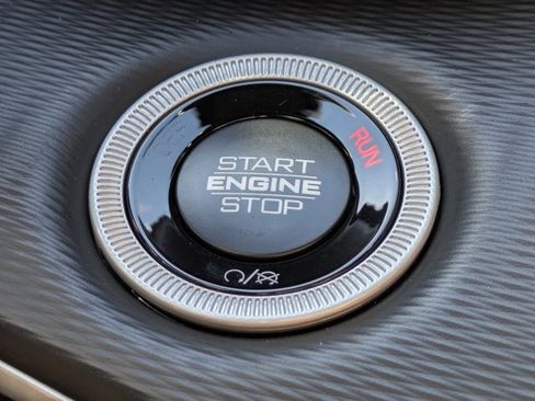 New 2025 Jeep Grand Cherokee Altitude image 25