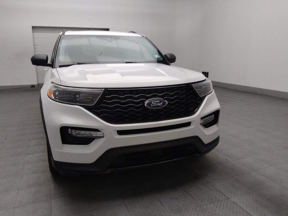 Used 2021 Ford Explorer XLT w/ Equipment Group 202A RWD image 14