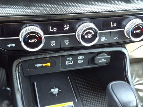 Used 2025 Honda CR-V EX-L image 14