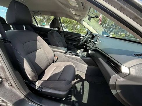 Used 2019 Nissan Altima 2.5 S FWD image 18