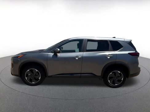 Used 2025 Nissan Rogue SV AWD/4WD image 9