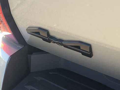 Certified 2025 Toyota Tundra Limited image 30