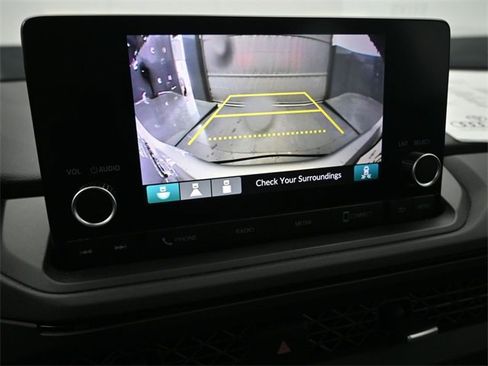 Used 2023 Honda Accord EX image 14