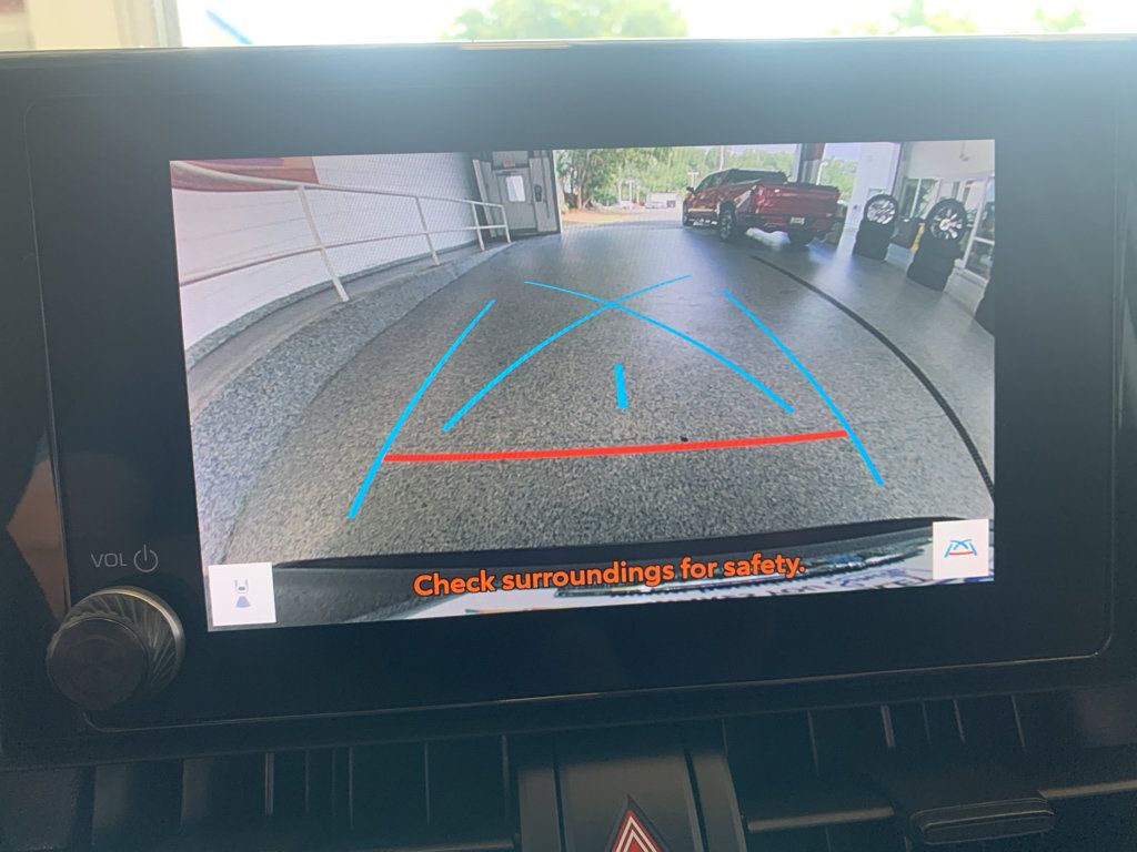 Used 2024 Toyota RAV4 XLE w/ Weather Package AWD/4WD image 22
