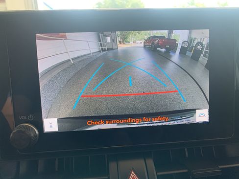 Used 2024 Toyota RAV4 XLE w/ Weather Package AWD/4WD image 22
