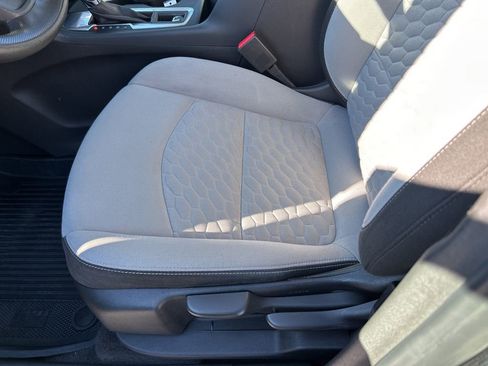 Used 2020 Chevrolet Equinox LS image 18