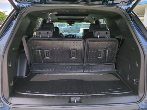 Certified 2022 Chevrolet Traverse LT w/ LT Premium Package AWD/4WD image 14