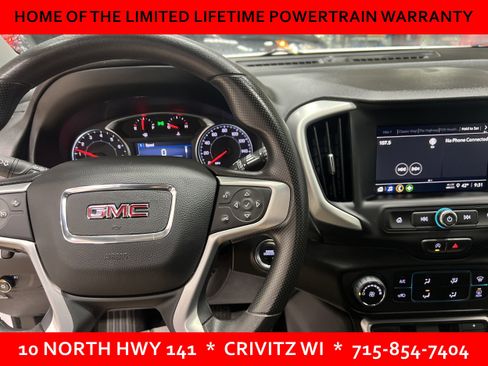 Used 2024 GMC Terrain SLE image 11
