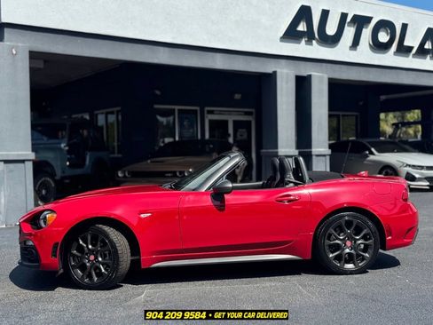 Used 2017 FIAT 124 Spider Abarth RWD image 5
