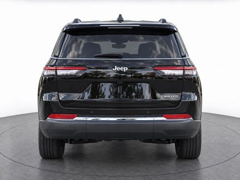Used 2023 Jeep Grand Cherokee Limited RWD image 6