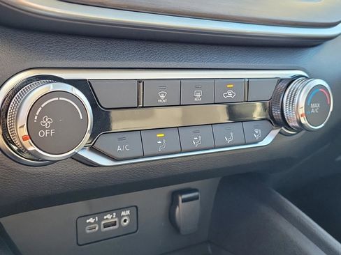 New 2025 Nissan Altima 2.5 SV image 28