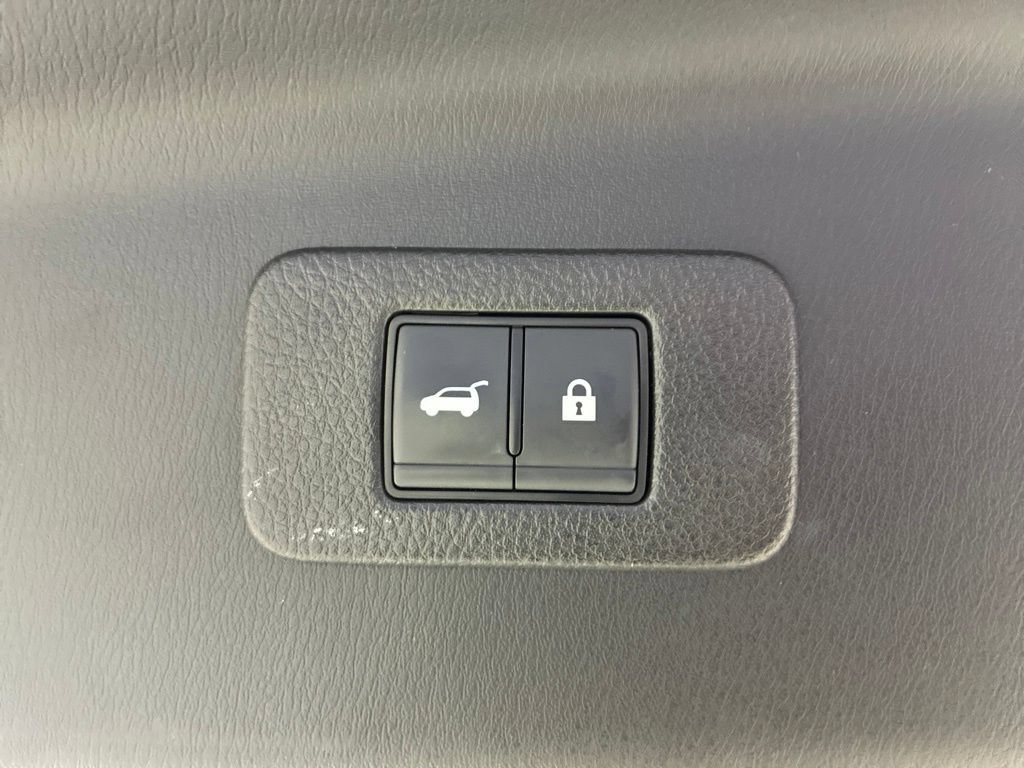 Used 2024 Nissan Armada SL w/ Captain's Chairs Package AWD/4WD image 41