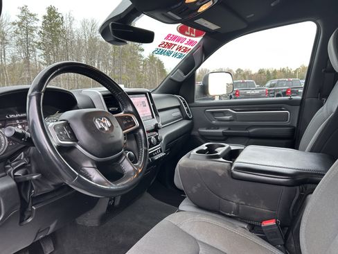 Used 2022 RAM 1500 Big Horn AWD/4WD image 12