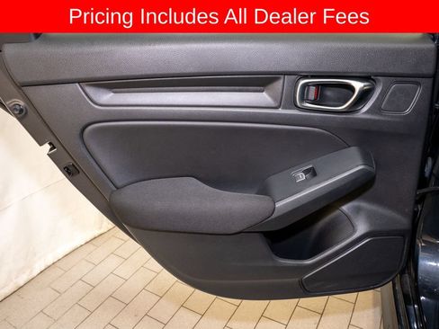 Used 2023 Honda Civic Sport image 8
