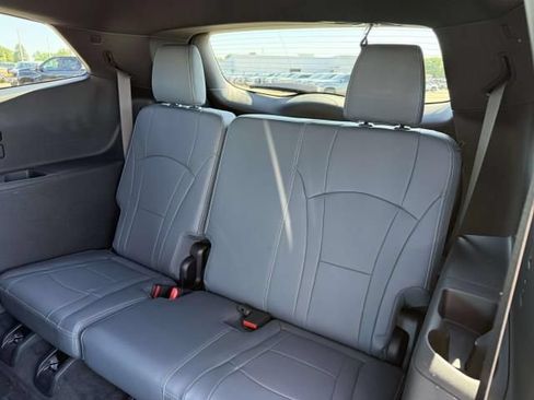 Used 2023 Buick Enclave Essence w/ Trailering Package, 5000 lbs. FWD image 15