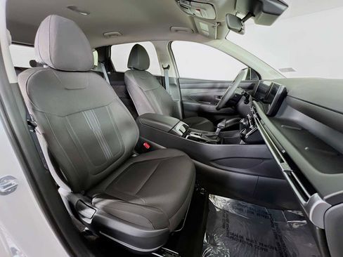 Certified 2025 Hyundai Tucson SEL image 31