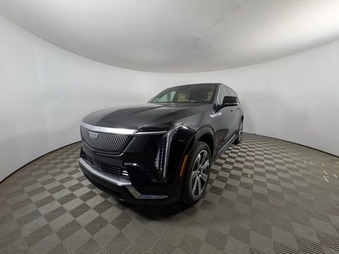 New 2025 Cadillac Escalade IQ Luxury 2 image 31