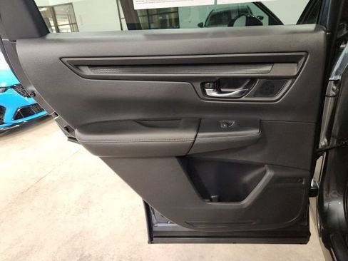 Used 2025 Honda CR-V Sport-L image 24