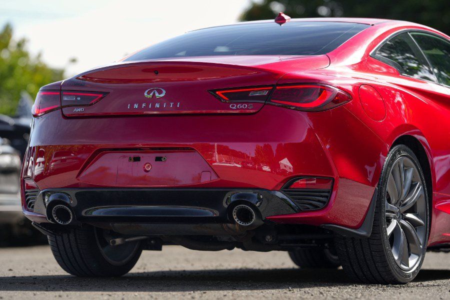 Used 2019 INFINITI Q60 Red Sport 400 w/ Cargo Package AWD/4WD image 23