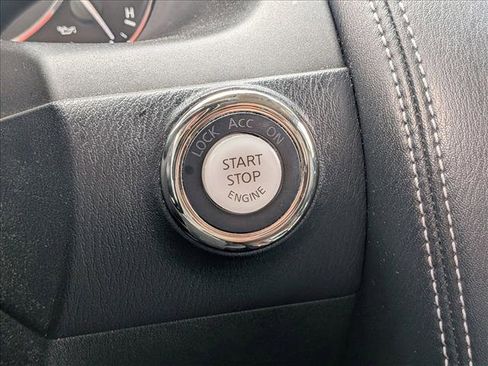 Used 2019 Nissan Armada Platinum w/ Interior Lighting Package AWD/4WD image 16