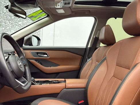 Certified 2024 Nissan Rogue Platinum w/ Platinum Premium Package image 17