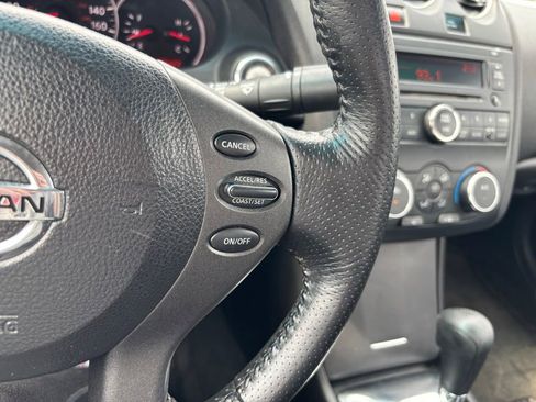 Used 2012 Nissan Altima 2.5 S w/ Convenience Pkg FWD image 21
