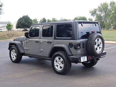 Used 2019 Jeep Wrangler Unlimited Sport S AWD/4WD image 8