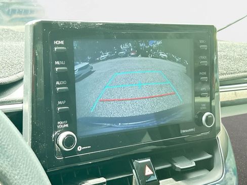Used 2022 Toyota Corolla LE FWD image 20