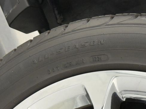 Used 2019 GMC Yukon XL Denali w/ Denali Ultimate Package image 51