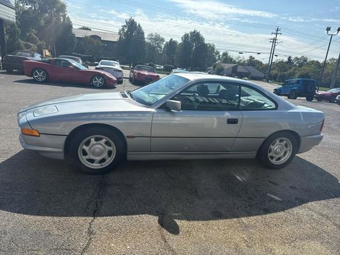 Used 1995 BMW 840Ci RWD image 11