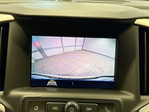 Used 2021 GMC Terrain SLE w/ Driver Convenience Package image 11