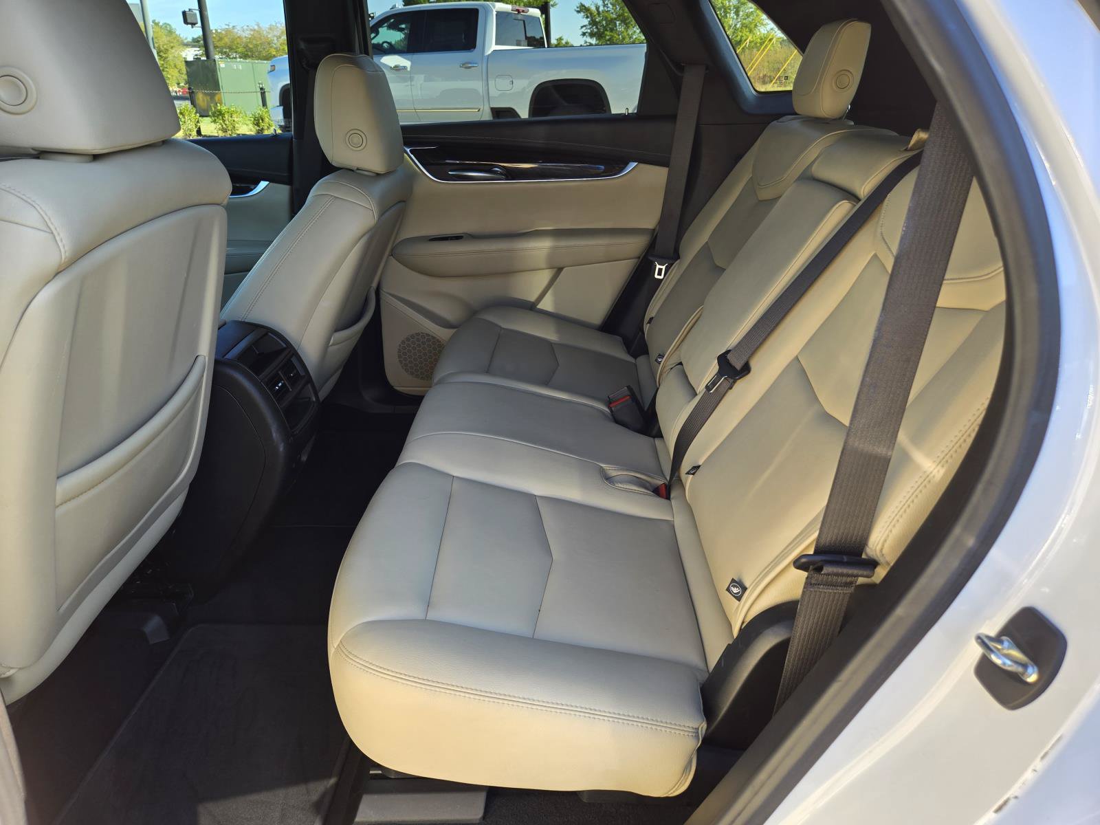 Used 2019 Cadillac XT5 FWD image 18