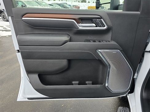 New 2026 GMC Sierra 3500 Denali w/ Denali Reserve Package image 11