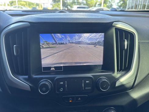 Used 2022 GMC Terrain SLT image 27