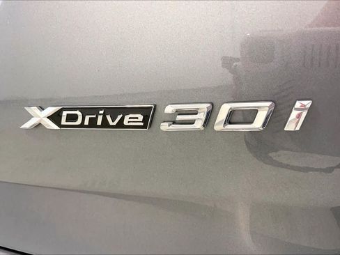 Used 2023 BMW X3 xDrive30i w/ Convenience Package w/ZPA AWD/4WD image 9