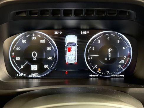 Used 2019 Volvo XC90 T5 R-Design image 25