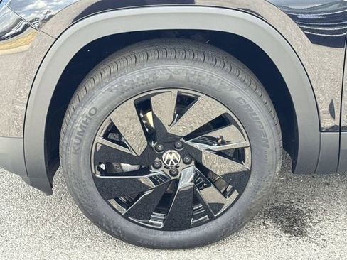 New 2026 Volkswagen Atlas Cross Sport SE image 21