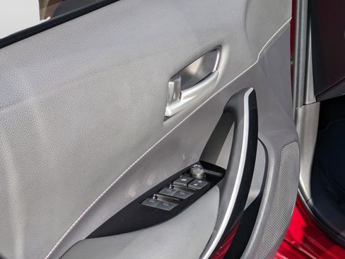 Used 2025 Toyota Corolla XSE image 23