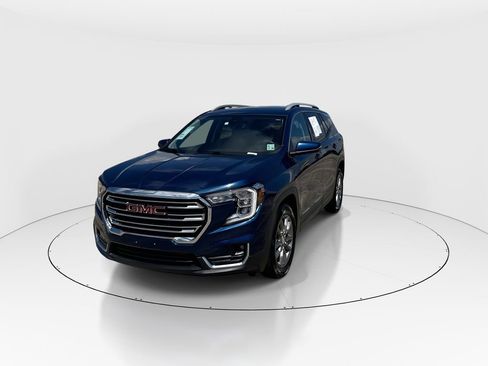 Used 2022 GMC Terrain SLT AWD/4WD image 4