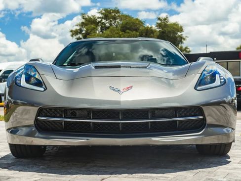 Used 2016 Chevrolet Corvette Stingray Coupe RWD image 3