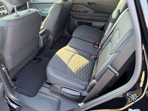 New 2026 Nissan Pathfinder SV AWD/4WD image 14