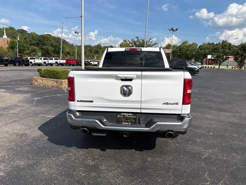 Used 2025 RAM 1500 Laramie AWD/4WD image 6
