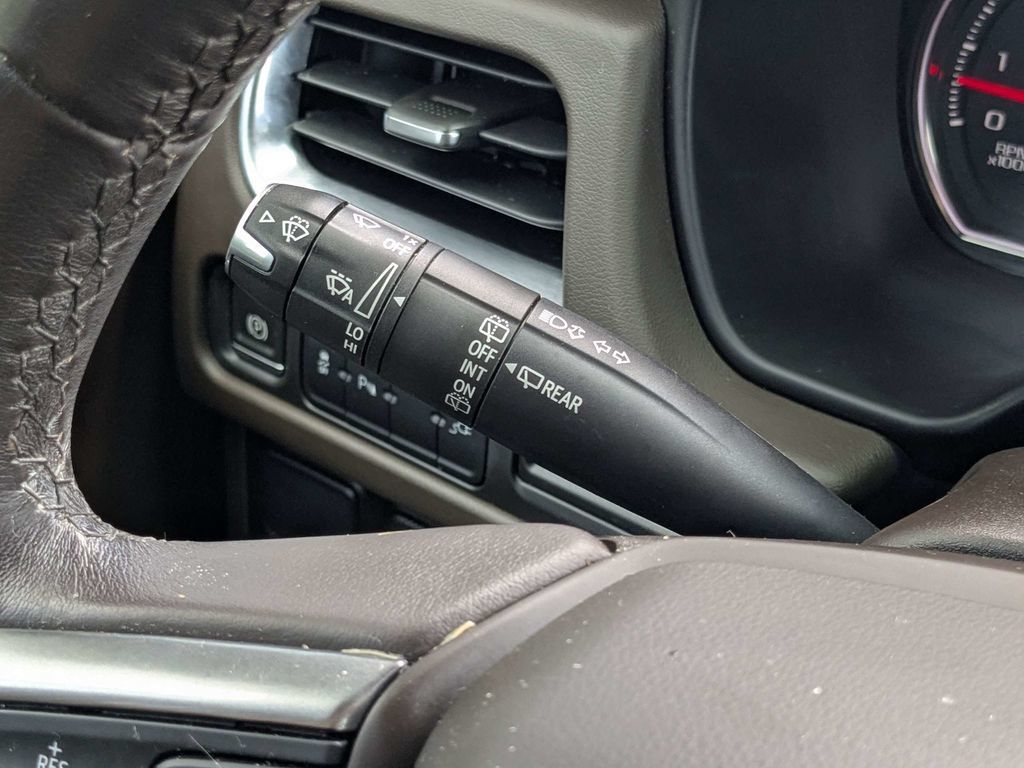Used 2021 Chevrolet Tahoe LT RWD image 25