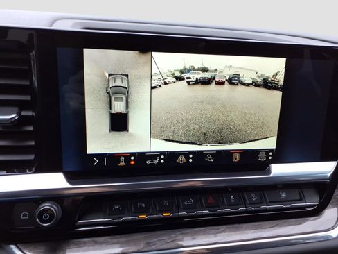 Used 2024 Chevrolet Silverado 1500 LTZ w/ Technology Package image 19